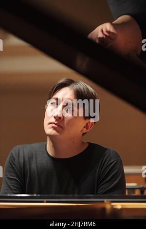 Der Pianist Freddy Kempf, der in der Cadogan Hall, Sloane Terrace, London, Großbritannien, Proben. 19. November 2007 Stockfoto