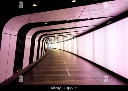 Unterführung zwischen St. Pancras und King's Cross Station Stockfoto