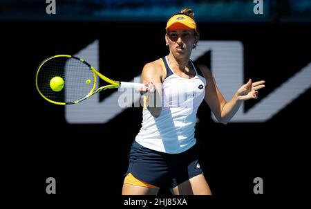 Melbourne, Australien. 25th Januar 2022. Elise Mertens aus Belgien in Aktion während des Doppel-Viertelfinales bei den Australian Open 2022, WTA Grand Slam Tennisturnier am 26. Januar 2022 im Melbourne Park in Melbourne, Australien - Foto: Rob Prange/DPPI/LiveMedia Kredit: Unabhängige Fotoagentur/Alamy Live News Stockfoto