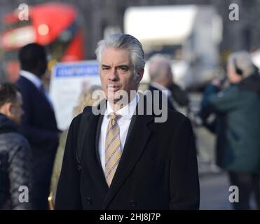 James Cartlidge MP (Con: South Suffolk) auf dem Parliament Square, Januar 2022 Stockfoto