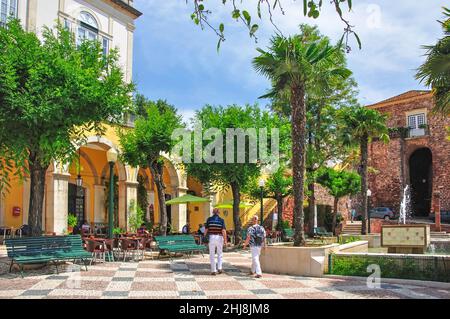 Largo do Castelo, Silves, Algarve, Portugal Stockfoto