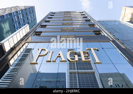 Tokio, Japan. 27th Januar 2022. Firmenlogo und Laden von Piaget in Ginza, Tokio. (Bild: © Stanislav Kogiku/SOPA Images via ZUMA Press Wire) Stockfoto