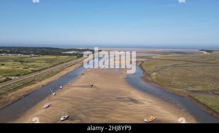 Wells-next-the-Sea North Norfolk UK West Fleet Luftaufnahme von Drohne, Stockfoto