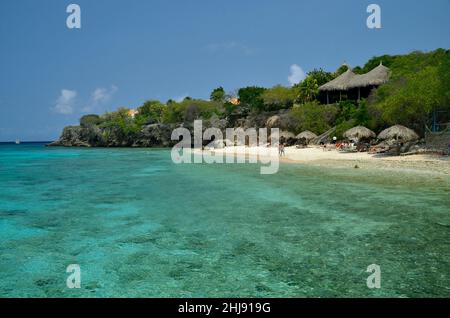 Strand in Playa Kalki, Alice im Wunderland, Westpunt, Curacao, Kura Hulanda Lodge Stockfoto
