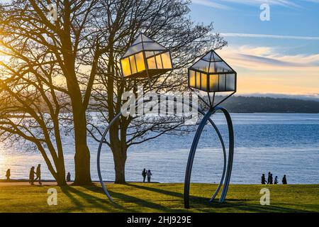 Verlobungsring Skulptur von Dennis Oppenheim, Sunset Beach, English Bay, Vancouver, British Columbia, Canad Stockfoto