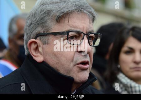 20000 Personen marschierten zwischen bastille und bercy in Paris zu dieser interprofessionellen Demo . Der Kandidat Jean luc Mélenchon war anwesend Stockfoto