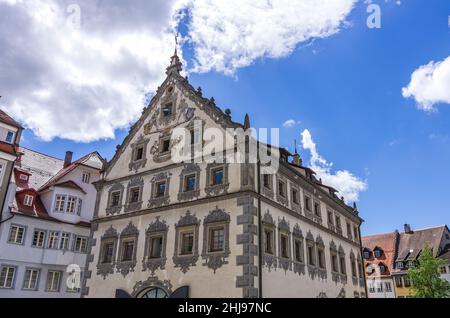 Sogenanntes Lederhaus, erbaut um 1400, reich verziert mit Renaissance-Wandmalereien, Ravensburg, Baden-Württemberg, Deutschland. Stockfoto