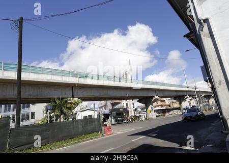 Curepipe – die Sivananda Avenue ist (außer für Bewohner) zwischen der Kreuzung der A10 und der Royal Road und der Kreuzung der Sivananda Avenue geschlossen Stockfoto