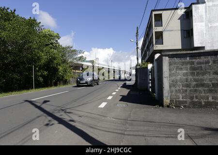 Curepipe – die Sivananda Avenue ist (außer für Bewohner) zwischen der Kreuzung der A10 und der Royal Road und der Kreuzung der Sivananda Avenue geschlossen Stockfoto