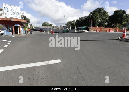 Curepipe – die Sivananda Avenue ist (außer für Bewohner) zwischen der Kreuzung der A10 und der Royal Road und der Kreuzung der Sivananda Avenue geschlossen Stockfoto