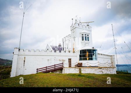 Das Warnlicht von Point Lynas Lighthouse, wenn schlechtes Wetter sich nähert Stockfoto