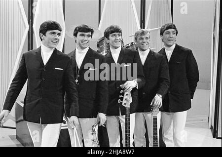 Die Dave Clark Five. Von links nach rechts Dave Clark, Denis Payton, Rick Huxley, Lenny Davidson und Mike Smith. Ca. 1964. Stockfoto