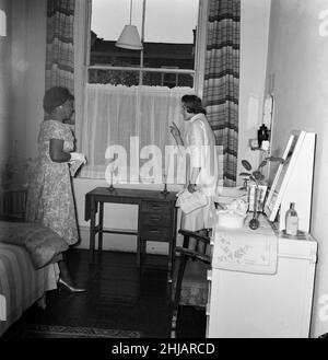 Prinzessin Alexandra von Kent besucht das Florence Nightingale House, Cromwell Road, London. 4th. Juni 1962. Stockfoto