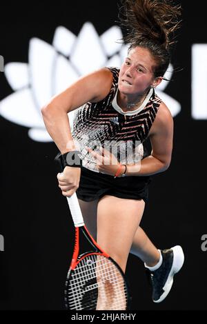 Sydney, Australien, 14. Januar 2022. Daria Kasatkina aus Russland serviert den Ball während des Sydney Classic Tennis-Spiels zwischen Paula Badosa aus Spanien und Daria Kasatkina aus Russland. Quelle: Steven Markham/Speed Media/Alamy Live News Stockfoto