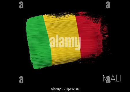 Grunge Pinselstrich mit Mali Nationalflagge. Aquarell Malerei Flagge von Mali. Symbol, Plakat, Banner der nationalen Mali-Flagge. Stil Aquarell zeichnen Stockfoto