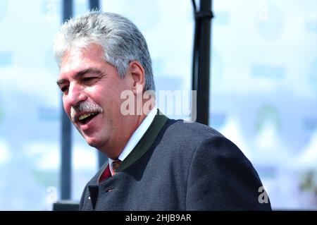 Wien, Österreich. 07. September 2014. Erntefest 2014 in Wien am Heldenplatz. Hans Jörg Schelling, Finanzminister von 2014-2017 Stockfoto