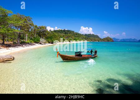 Wunderschöne Strände auf Koh Ngai, südlich der Andaman Küste, Provinz Krabi, Thailand. Stockfoto