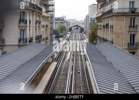 Paris, Frankreich. 20th Oktober 2021. Blick auf den Bahnhof 'Passy' der Pariser Metro. Quelle: Jan Woitas/dpa-Zentralbild/ZB/dpa/Alamy Live News Stockfoto