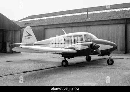 Ein Flugzeug auf dem Flugplatz Sywell im Jahr 1960s Stockfoto