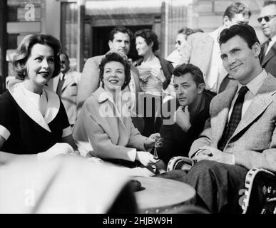 Arlene Dahl, Robert Mitchum, Jack Palance. Filmfestspiele Von Cannes, Mai 1954 Stockfoto