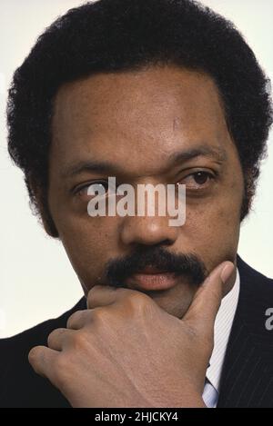 Jesse Jackson (geboren am 8. Oktober 1941), ein amerikanischer Bürgerrechtler und Baptistenminister. Er war der demokratische Präsidentschaftskandidat in den Jahren 1984 und 1988. Von 1991 bis 1997 diente er als Schattensenator für den District of Columbia. Stockfoto