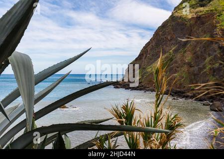 Idyllischer Blick auf den Strand von Maiata auf der Insel Madeira, Portugal Stockfoto