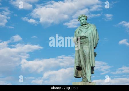 MOSKAU, RUSSLAND - 01. Oktober 2018. Denkmal für den russischen Dichter A.Puschkin Stockfoto