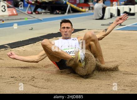 Karlsruhe, Deutschland. 28th Januar 2022. Leichtathletik, Indoor Meeting. Thobias Montler aus Schweden im Weitsprung der Männer. Quelle: Uli Deck/dpa/Alamy Live News Stockfoto