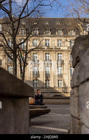 Fünf-Sterne-Hotel Excelsior Hotel Ernst Köln an einem hellen Wintertag Stockfoto