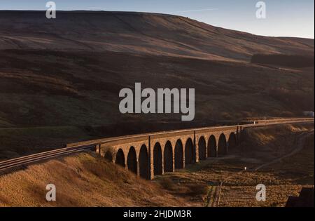 Dandry-Mire-Viadukt (Garsdale) auf der Settle-Bahn Stockfoto