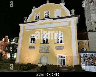 Bolesławiec, deutsch Bunzlau, schlesisch Bunzel, ist eine Stadt im Powiat Bolesławiecki in der Woiwodschaft Niederschlesien in Polen.28.01.2022 Stockfoto