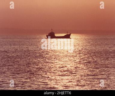 Gescannte Kopie des Archivfotos Japan Landscape. Tokio Bay Stockfoto