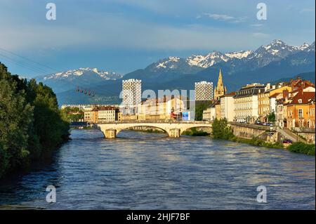 Panoramablick auf Grenoble Stockfoto