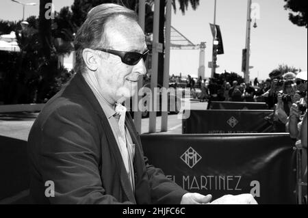 Yves Lecoq verlässt das Martinez Hotel während der Filmfestspiele von Cannes 2012 am 15th. Mai 65th in Cannes. FAMA © Fausto Marci Stockfoto
