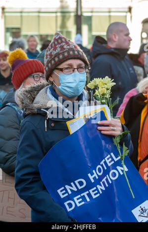 Glasgow, Schottland, Großbritannien. 29th. Januar 2022. Aktivisten versammeln sich auf dem George Square, um gegen das Gesetz über Nationalität und Grenzen zu protestieren, das derzeit im Parlament von Westminster debattiert wird. Kredit: Skully/Alamy Live Nachrichten Stockfoto