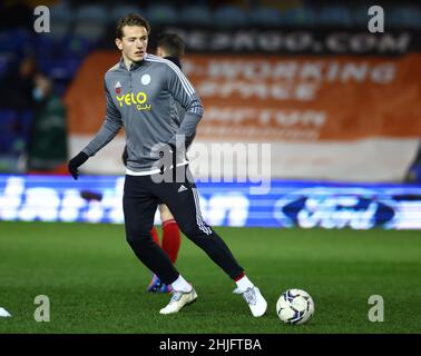 Peterborough, England, 29th. Januar 2022. Sander Berge von Sheffield Utd erwärmt sich während des Sky Bet Championship-Spiels in der London Road, Peterborough. Bildnachweis sollte lauten: David Klein / Sportimage Kredit: Sportimage/Alamy Live News Stockfoto