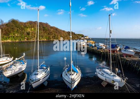 Freizeitboote in Aberdour Harbour, Fife, Schottland. Stockfoto