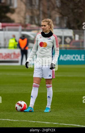 Ada Hegerberg von Olympique Lyonnais erwärmt sich vor dem französischen Frauencup, der Runde des Fußballspiels 16 zwischen Paris Saint-Germain und Olympique Lyonnais (Lyon) am 29. Januar 2022 im Georges Lefevre-Stadion in Saint-Germain-en-Laye, Frankreich - Foto Antoine Massinon / A2M Sport Consulting / DPPI Stockfoto