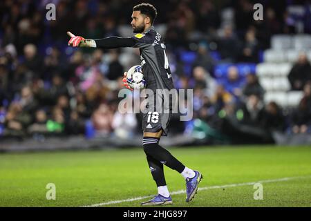 PETERBOROUGH, GROSSBRITANNIEN. JANUAR 29TH. Wes Foderingham von Sheffield United punktet während des Sky Bet Championship-Spiels zwischen Peterborough United und Sheffield United im Weston Homes Stadium, Peterborough am Samstag, dem 29th. Januar 2022. (Kredit: James Holyoak | MI News) Kredit: MI Nachrichten & Sport /Alamy Live News Stockfoto