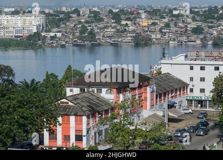 ELFENBEINKÜSTE, Abidjan, Plateau Stadtzentrum, Lagune / ELFENBEINKUESTE, Abidjan, Stadtteil Plateau, Lagune Stockfoto