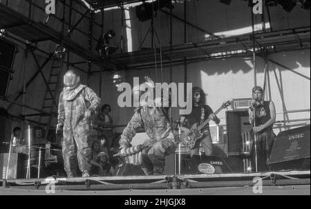 Die englische Band Hawkwind tritt beim Reading Festival 1977 in England auf. Stockfoto