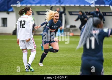 Saint-Germain-en-Laye, Frankreich. 29th Januar 2022. Kheira Hamraoui von der PSG feiert während des französischen Fußballpokals der Frauen, der am 29. Januar 2022 im Georges Lefevre-Stadion in Saint-Germain-en-Laye, Frankreich, eine Runde des Fußballspiels 16 zwischen Paris Saint-Germain und Olympique Lyonnais (Lyon) ausgetragen wurde. Kredit: Victor Joly/Alamy Live Nachrichten Stockfoto