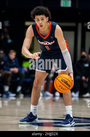 Januar 29 2022 Moraga, CA USA Pepperdine Waves Guard Mike Mitchell Jr. (1) spielt während des NCAA Männer Basketballspiels zwischen Pepperdine Waves und Saint Mary's Gaels. Saint MaryÕs schlug Pepperdine 81-57 im University Credit Union Pavilion Moraga Calif. Thurman James / CSM Stockfoto