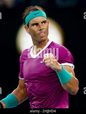 Melbourne, Australien. 30th. Januar 2022. Der spanische Tennisspieler Rafael Nadal feiert während des Australian Open Turniers im Melbourne Park am Sonntag, den 30. Januar 2022. © Jürgen Hasenkopf / Alamy Live News Stockfoto