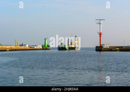 Die Mündung des Hafens in Wladysławowo. Ostsee, Polen Stockfoto