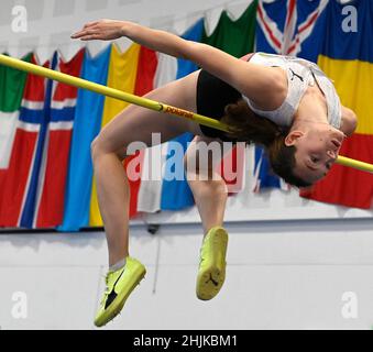 Nehvizdy, Tschechische Republik. 30th Januar 2022. Ella Junnila aus Finnland tritt beim internationalen Leichtathletik-Hallentreffen Stars in Nehvizdy am 30. Januar 2022 im Hochsprung der Frauen in Nehvizdy, Tschechische Republik, an. Kredit: Michal Krumphanzl/CTK Foto/Alamy Live Nachrichten Stockfoto