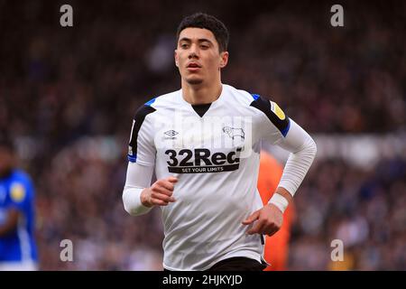 Derby, Großbritannien. 30th Januar 2022. Jason Knight von Derby County in Aktion während des Spiels. Spiel der EFL Skybet Championship, Derby County gegen Birmingham City im Stadion Pride Park in Derby am Sonntag, 30th. Januar 2022. Dieses Bild darf nur für redaktionelle Zwecke verwendet werden. Nur zur redaktionellen Verwendung, Lizenz für kommerzielle Nutzung erforderlich. Keine Verwendung bei Wetten, Spielen oder Veröffentlichungen in einem Club/einer Liga/einem Spieler. PIC von Steffan Bowen/Andrew Orchard Sports Photography/Alamy Live News Credit: Andrew Orchard Sports Photography/Alamy Live News Stockfoto