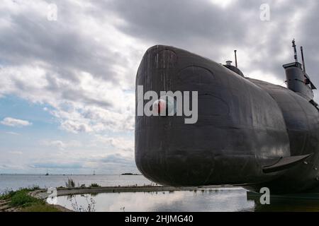 Nahaufnahme U-Boot mit Torpedo, Insel Fehmarn, Deutschland Stockfoto