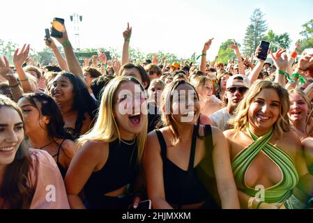 05. September 2021 - BottleRock Festival, Napa, Kalifornien - BottleRock Music Festival Crowd having Fun Stockfoto