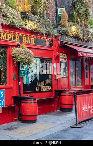 Morgen in der Temple Bar, berühmte irische Pubs, Temple Bar, Stadt- und Straßenfotografie, Dublin, Irland, Stockfoto